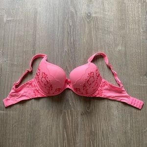 Victoria’s Secret bra